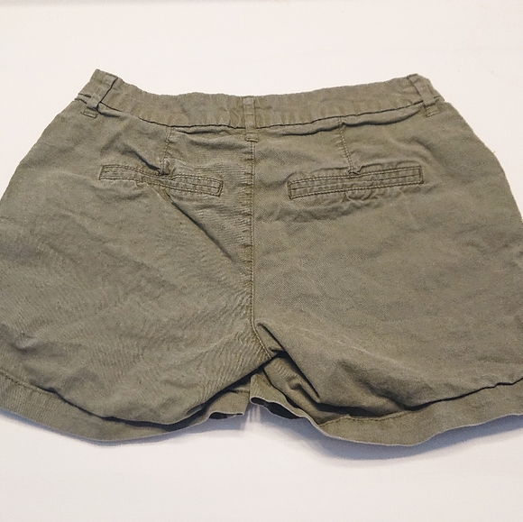 Old Navy Army Green Shorts - Picture 2 of 3